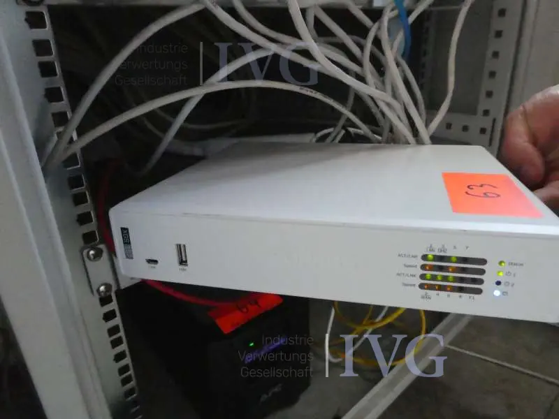 Sicherungsgerät (weiß) SOPHOS XGS 107